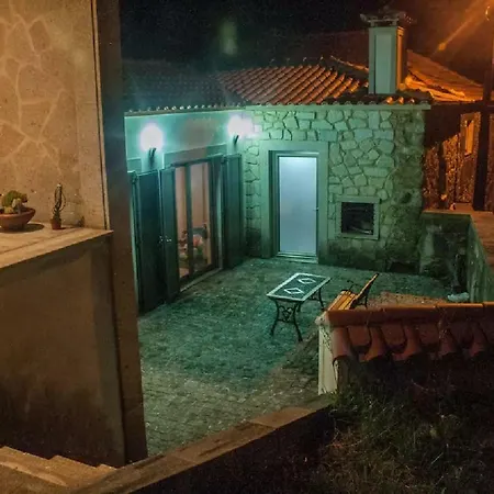 Casa Da Rocha Паредиш-ди-Кора