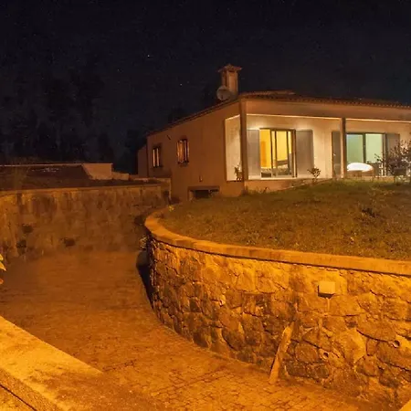 Casa Da Rocha Паредиш-ди-Кора